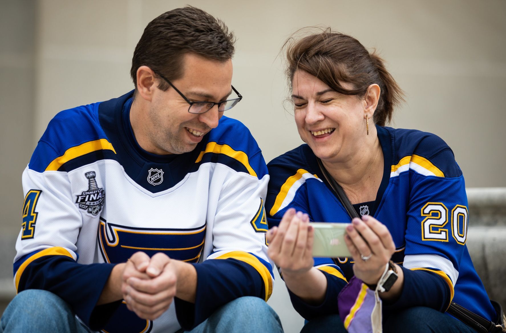 Blues fans line Market Street to pay tribute to Plager 8